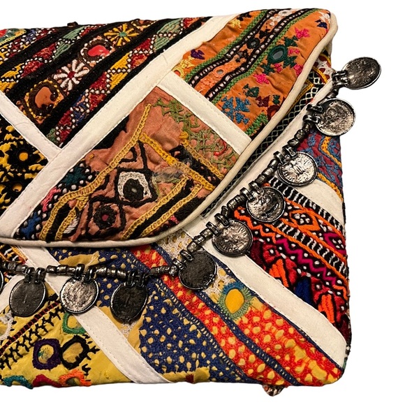 Noonday Multi Colored Clutch Purse Cloth - Picture 3 of 9